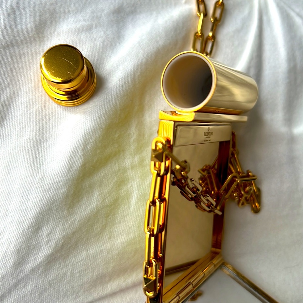 VALENTINO GARAVANI mirror compact yellow - Picture 5 of 6